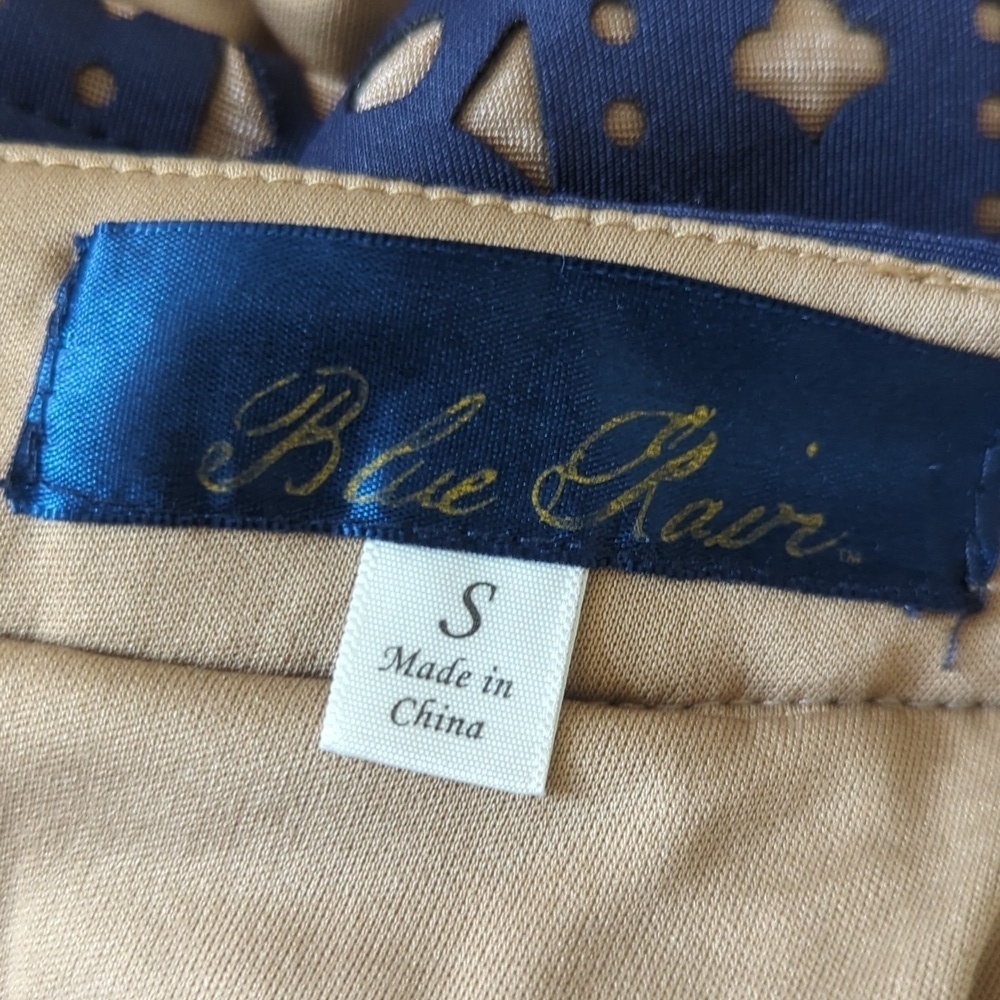 Blue Rain Navy and Tan Geometric Laser Cutout Mini Skirt - Picture 5 of 6